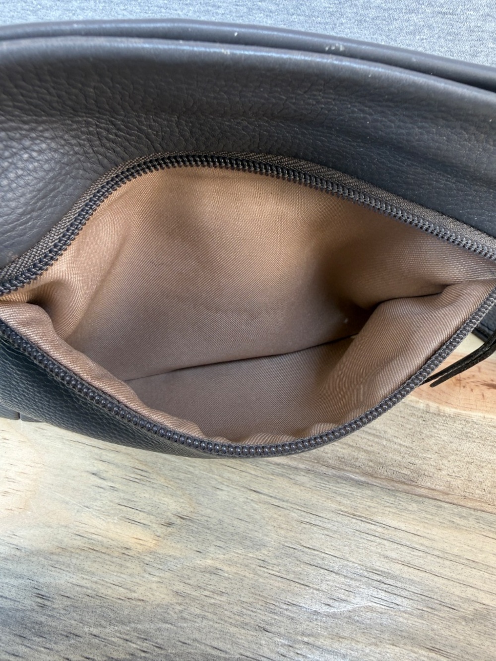 The Sak Melrose Gray Leather Shoulder Bag Adjustable Strap Exterior Pockets - Picture 5 of 12